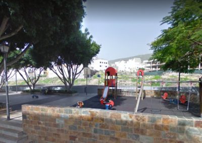 parque en valle de san lorenzo arona tenerife sur parque para niños plaza de la iglesia juegos diversion